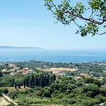 Villa Eftychia - Panoramic Sea View شقة