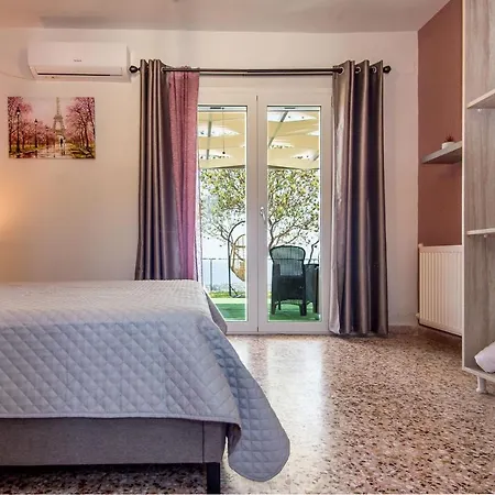 Villa Eftychia - Panoramic Sea View Appartement *