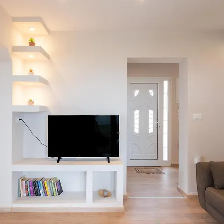 Eftychia - Panoramic Sea View Apartment